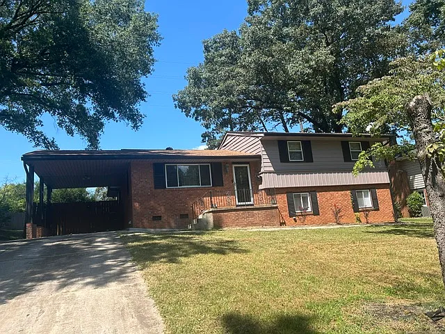 3 bed, 1800 sqft, $2,500 — Photo 1