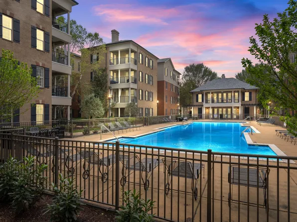 307 Seven Springs Way APT 401, Brentwood, TN 37027