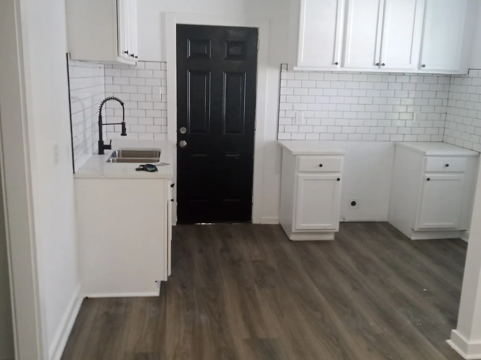 3 bed, 1200 sqft, $1,500 — Photo 3