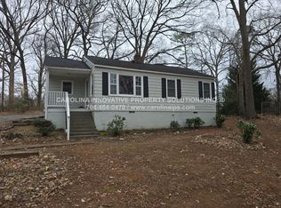 2711 Beech Nut Rd, Charlotte, NC 28208