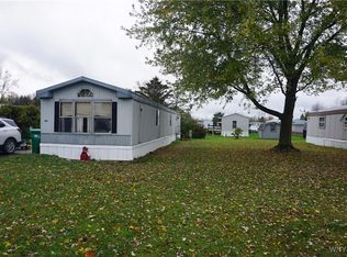 100 Pioneer Ln, Delevan, NY 14042