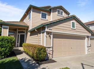 8011 Mammoth Dr, Rohnert Park, CA 94928