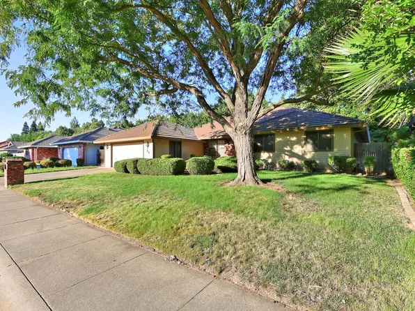 15 Princeville Cir, Sacramento, CA 95831