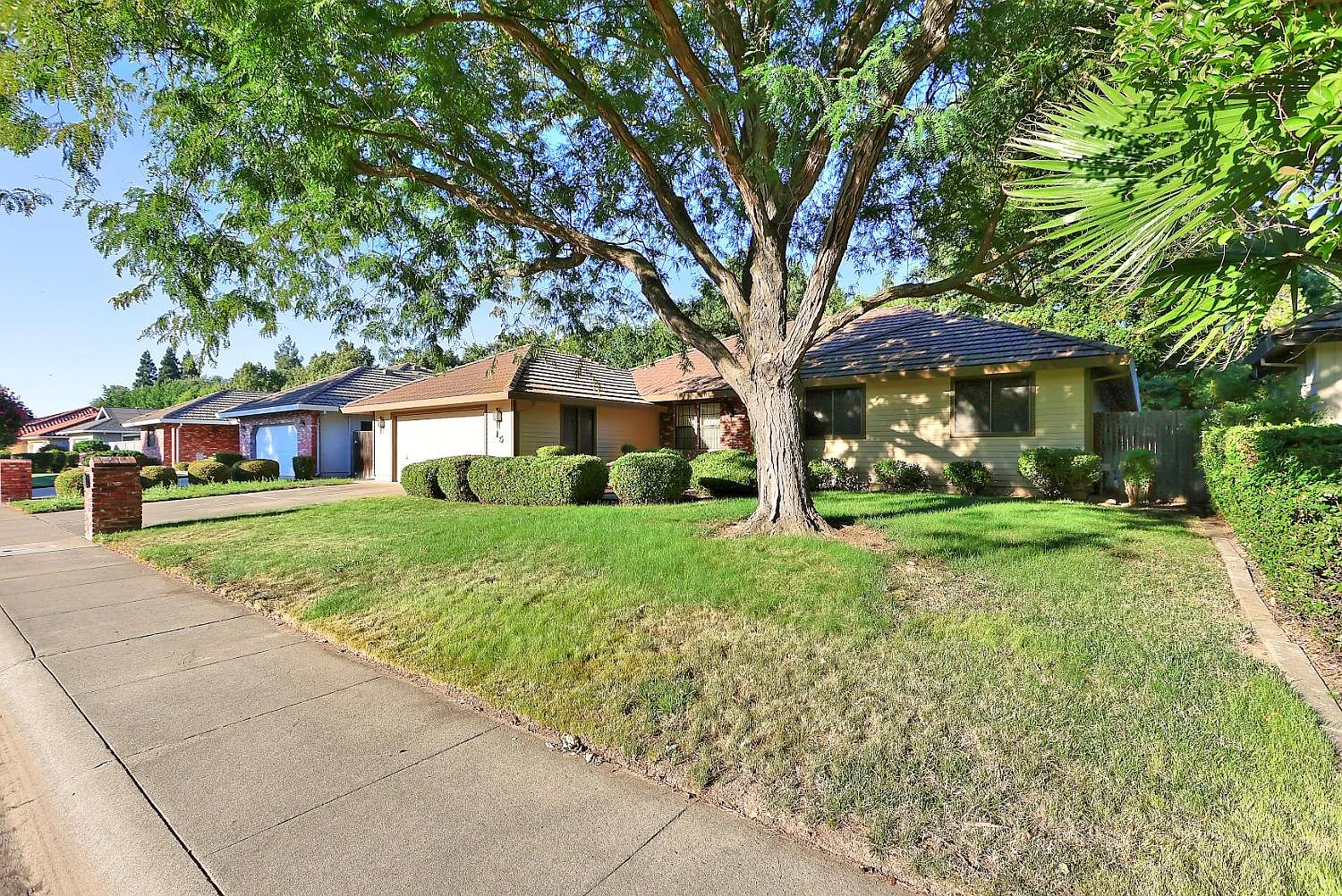 15 Princeville Cir photo 1