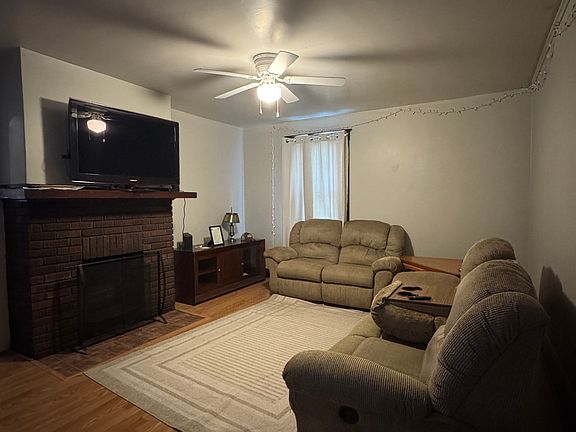 4th image of 756 S Main St