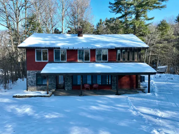 212 River Road, Piermont, NH 03779