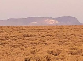 28 Simons Rd, Fernley, NV 89408