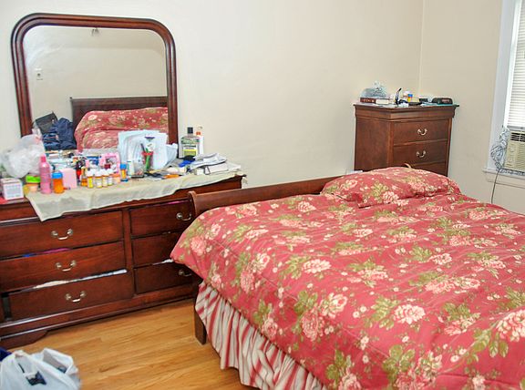5th image of 5635 W Wellington Ave #2