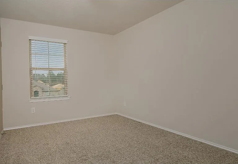 13824 Rock Island Trl — Photo 22