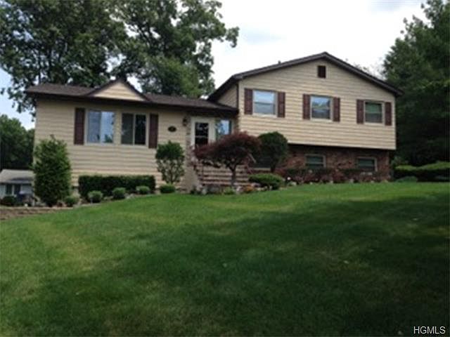 2nd image of 16 Spring Rd
