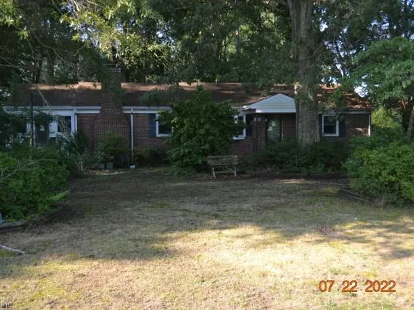 1913 Munden Point Rd, Virginia Beach, VA 23457
