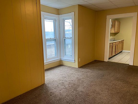 4th image of 526 4th St #2