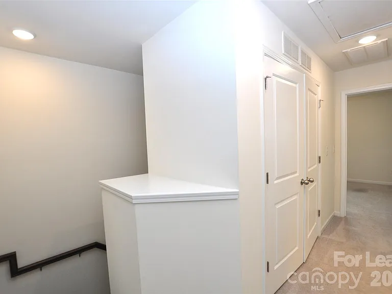 536 Laurel Walk Ln — Photo 25