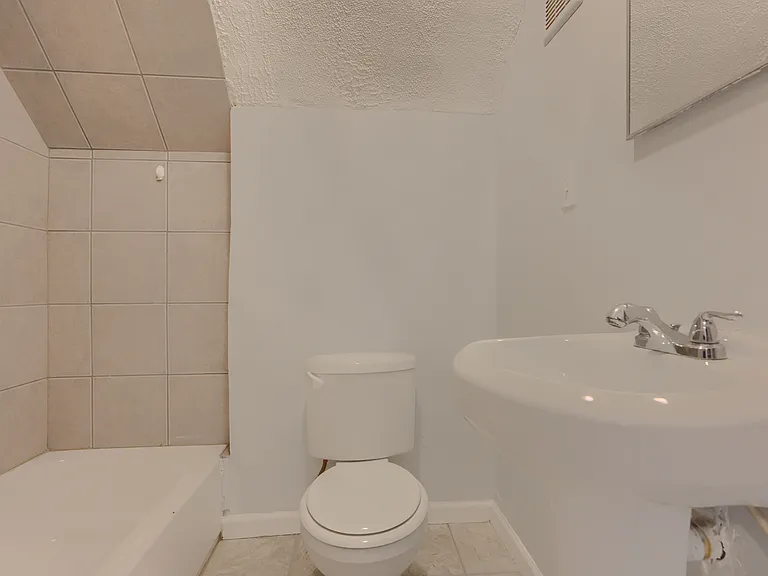 4311 Liberty Heights Ave #3 — Photo 11