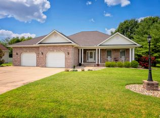 3201 Arabian Ct, Herrin, IL 62948