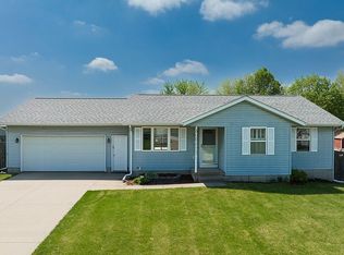 209 Richland Ave, Urbana, IA