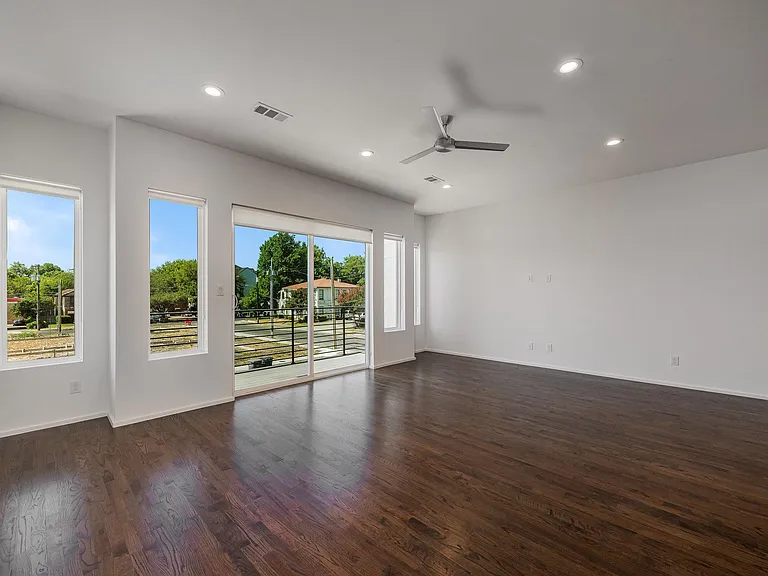 6059 La Vista Dr — Photo 9