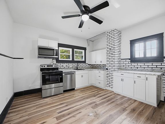 3rd image of 806 Ridgely Ave