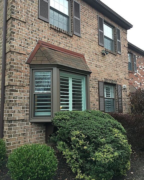 1st image of 348 Glen Way