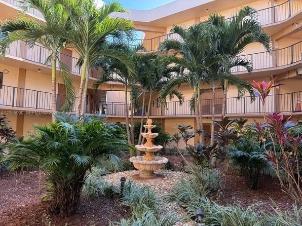 8420 SW 133rd Avenue Rd APT 317, Miami, FL 33183