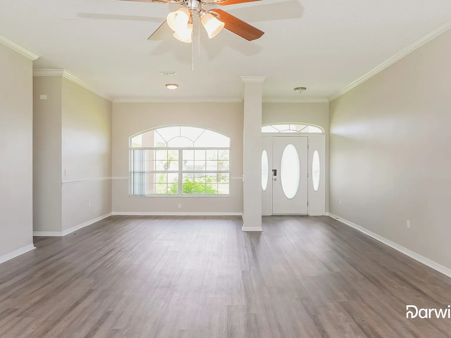 3 bed, 3.0 bath, 2052 sqft, $2,025 — Photo 3