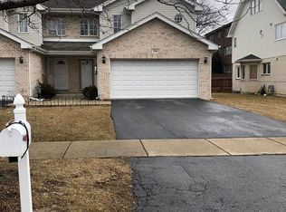 7918 W 105th St, Palos Hills, IL 60465