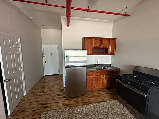 Rented by Carnegie Management Inc | media 9