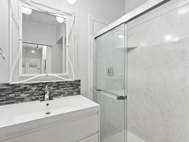 111 W 2nd St N #1 — Photo 1