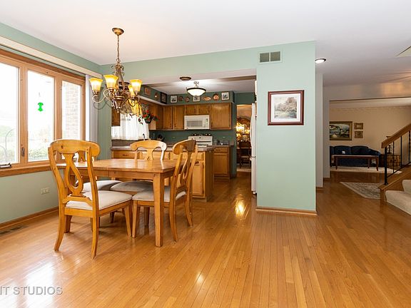 5th image of 8848 172nd St