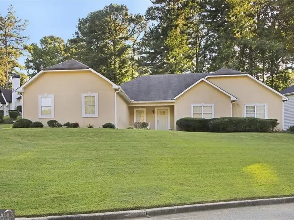 781 Hyde Ct, Lithonia, GA 30058