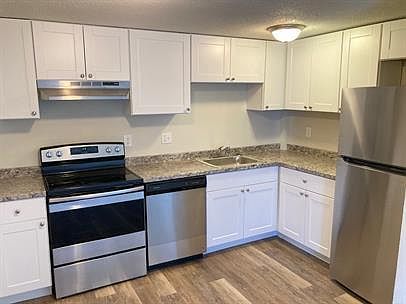 1st image of 313 Laurel St #15668883