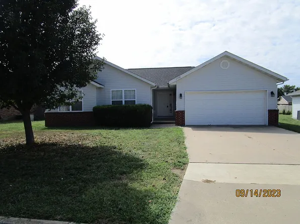 1710 Lucas Dr, Webb City, MO 64870