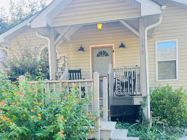 133 Elm St, Mooresville, NC 28115