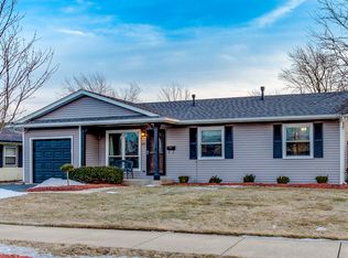 1127 Lovell Ct, Elk Grove Village, IL 60007