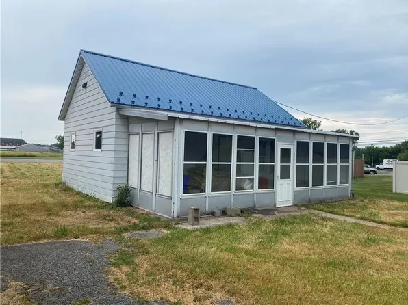 440 W State St, Albion, NY 14411