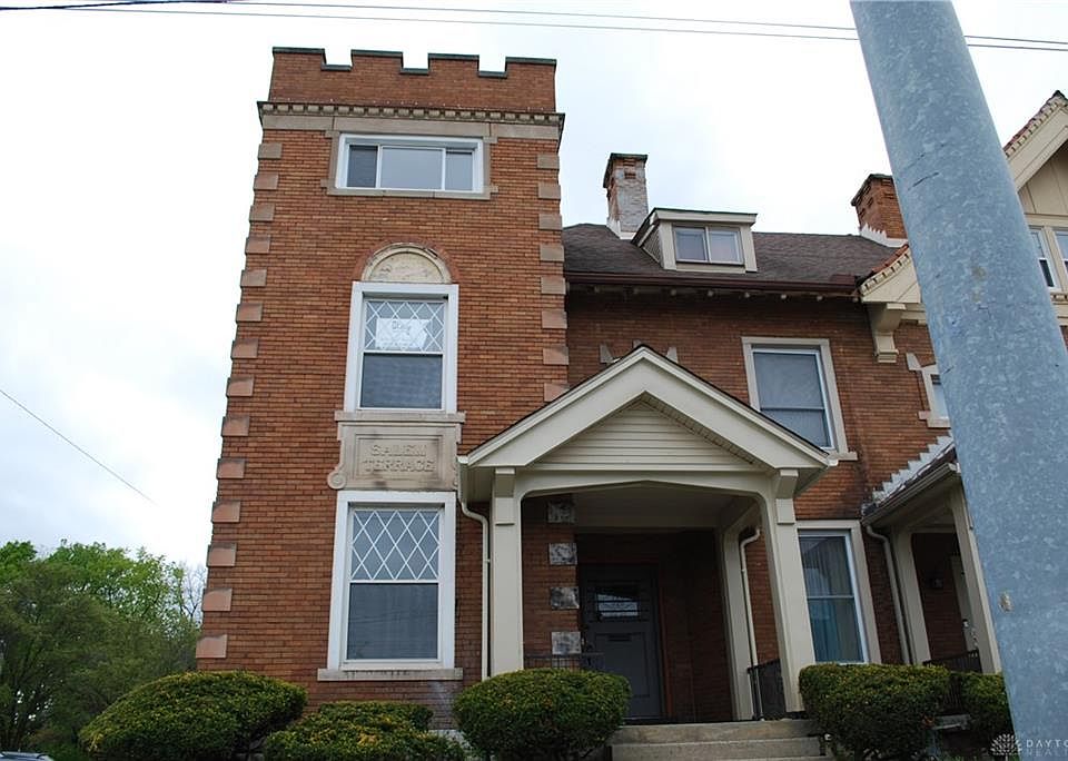 1st image of 102 Salem Ave