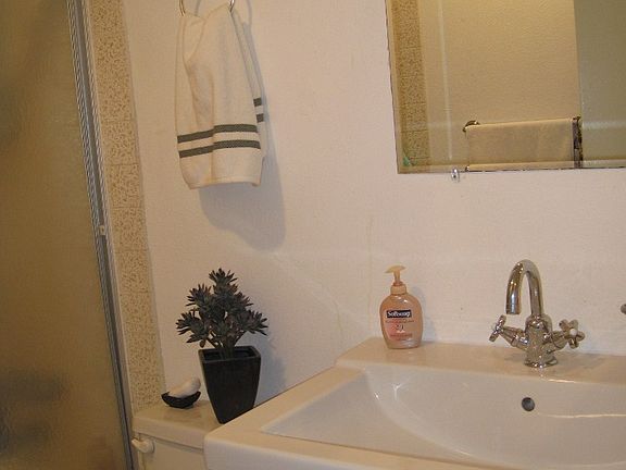 2nd image of 4679 Cherokee Ave APT 1
