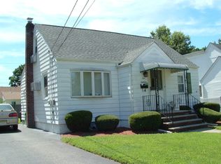 1-18 Lyons Ave, Fair Lawn, NJ 07410