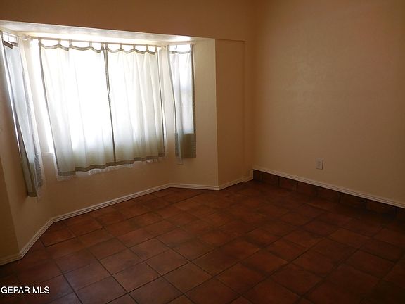 5th image of 12308 Nancy Lee Ave