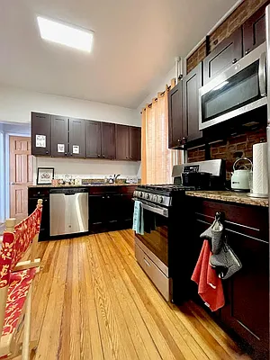 Rented by Parlor Real Estate Corp | media 12