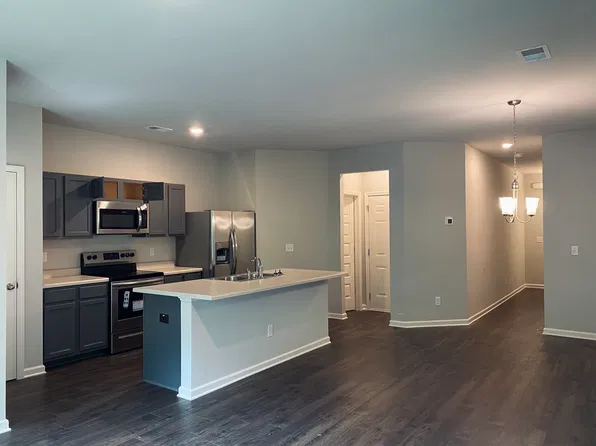 6090 Rockaway Rd, Atlanta, GA 30349