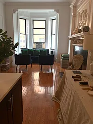 Rented by AAU Real Estate Advisors