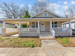 110 Ridgeway St, Greenville, NC 27834