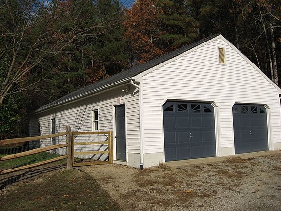 Gigantic over 1800 square foot detached garage