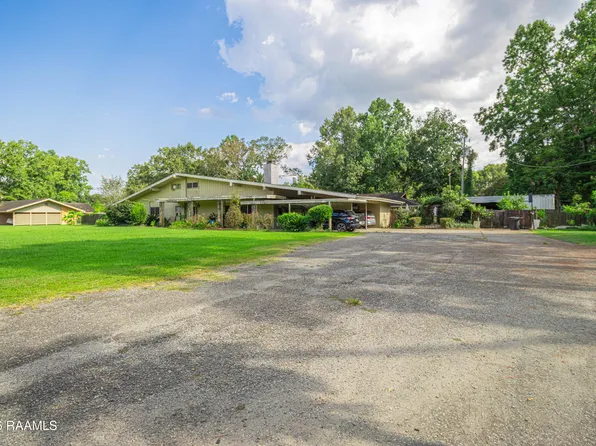 515 Perry Dr, Abbeville, LA 70510