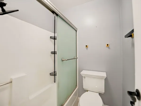 252 E Beverly Blvd, Montebello, CA