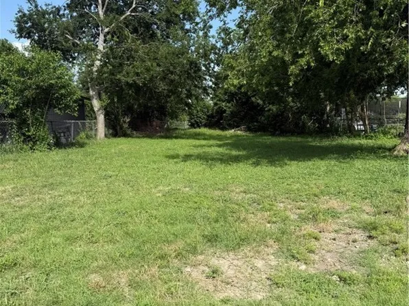 1317 S 6th St, Temple, TX 76504