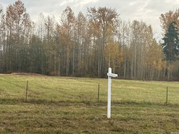 8306 Portal Way, Blaine, WA 98230