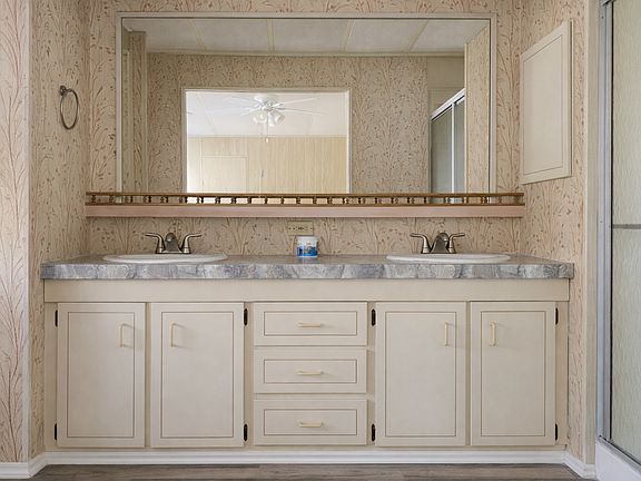 2nd image of 1217 Dover Cir #58