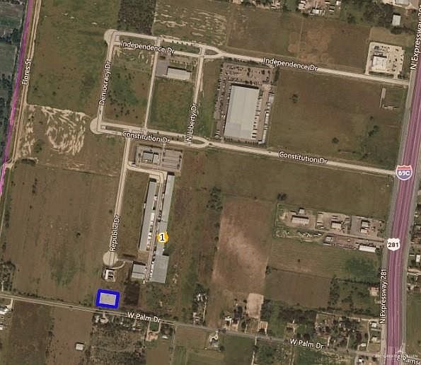 2nd image of 713 W Palm Dr